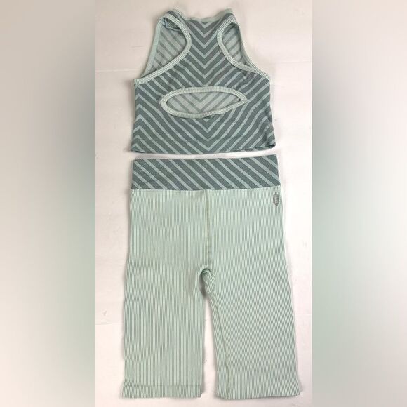 Free People Movement Ohana Seamless Biker Shorts and Cami Top - Picture 8 of 14